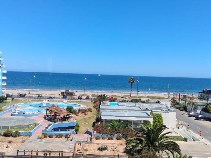 SE ARRIENDA DEPARTAMENTO CON VISTA AL MAR  PASOS DE CASINO ENJOY