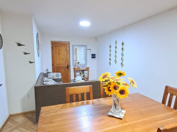 Se vende casa con Local Comercial Bosque San Carlos