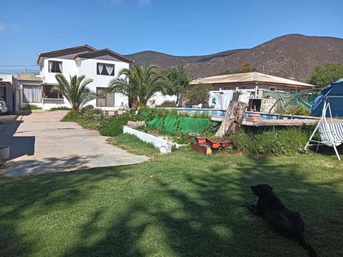 Se vende Casa Com Amplio Terreno Coquimbo