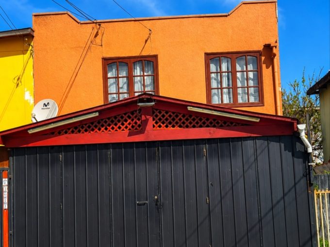 Se Vende Amplia casa sector Las Compañías
